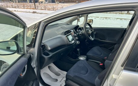 Honda Fit III, 2010 год, 759 000 рублей, 10 фотография