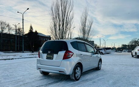 Honda Fit III, 2010 год, 759 000 рублей, 6 фотография
