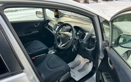 Honda Fit III, 2010 год, 759 000 рублей, 14 фотография
