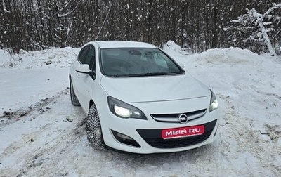 Opel Astra J, 2012 год, 620 000 рублей, 1 фотография