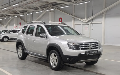 Renault Duster I рестайлинг, 2012 год, 900 000 рублей, 3 фотография