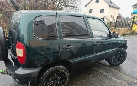 Chevrolet Niva I рестайлинг, 2004 год, 350 000 рублей, 2 фотография