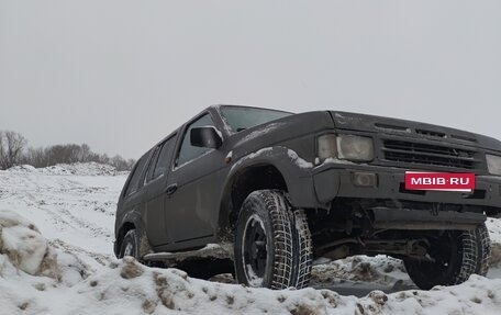 Nissan Terrano II рестайлинг, 1990 год, 280 000 рублей, 1 фотография
