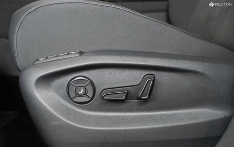 Volkswagen Tiguan, 2025 год, 5 050 000 рублей, 19 фотография