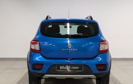 Renault Sandero II рестайлинг, 2017 год, 1 070 000 рублей, 6 фотография