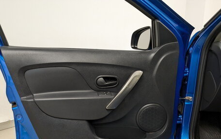 Renault Sandero II рестайлинг, 2017 год, 1 070 000 рублей, 19 фотография