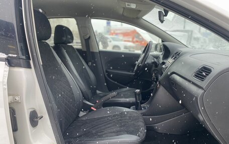 Volkswagen Polo VI (EU Market), 2010 год, 599 000 рублей, 13 фотография