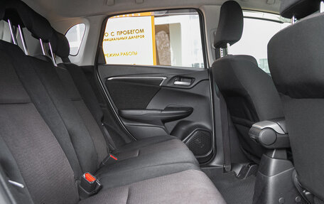 Honda Fit III, 2013 год, 898 000 рублей, 15 фотография