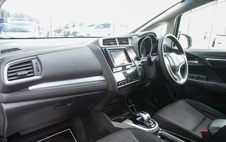 Honda Fit III, 2013 год, 898 000 рублей, 20 фотография