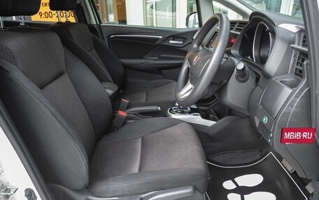 Honda Fit III, 2013 год, 898 000 рублей, 13 фотография