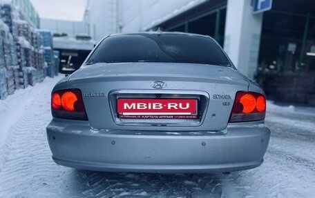Hyundai Sonata IV рестайлинг, 2005 год, 400 000 рублей, 8 фотография