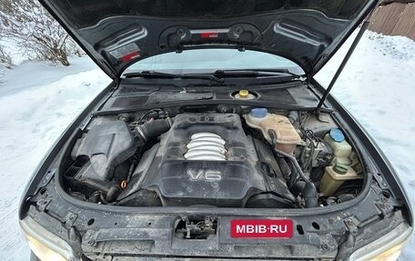 Audi A4, 1999 год, 420 000 рублей, 8 фотография