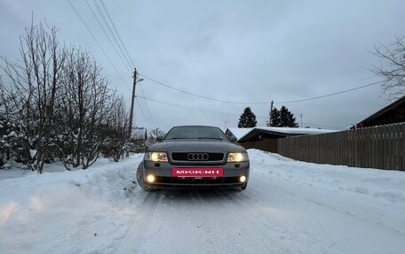 Audi A4, 1999 год, 420 000 рублей, 4 фотография