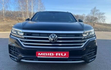 Volkswagen Touareg III, 2020 год, 5 550 000 рублей, 2 фотография