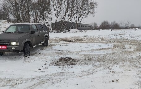 Nissan Terrano II рестайлинг, 1990 год, 280 000 рублей, 3 фотография