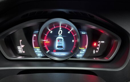 Volvo V40 Cross Country I, 2014 год, 1 650 000 рублей, 17 фотография