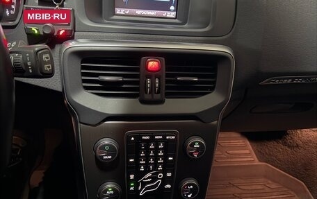 Volvo V40 Cross Country I, 2014 год, 1 650 000 рублей, 15 фотография