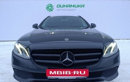 Mercedes-Benz E-Класс, 2018 год, 2 190 000 рублей, 2 фотография