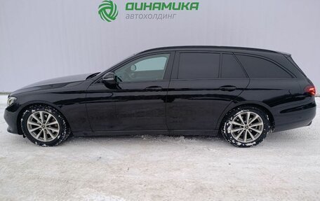 Mercedes-Benz E-Класс, 2018 год, 2 190 000 рублей, 8 фотография
