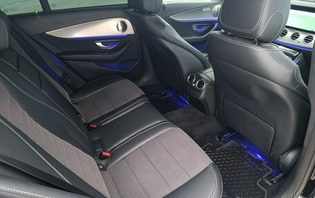 Mercedes-Benz E-Класс, 2018 год, 2 190 000 рублей, 22 фотография