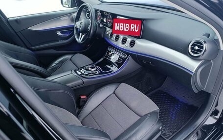 Mercedes-Benz E-Класс, 2018 год, 2 190 000 рублей, 25 фотография