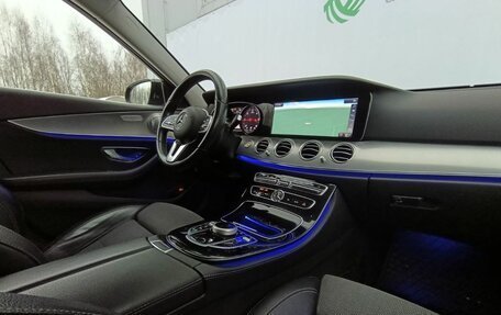 Mercedes-Benz E-Класс, 2018 год, 2 190 000 рублей, 36 фотография