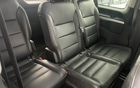 Peugeot Traveller I, 2018 год, 2 229 000 рублей, 10 фотография