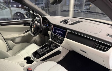 Porsche Macan I рестайлинг, 2025 год, 13 490 000 рублей, 16 фотография