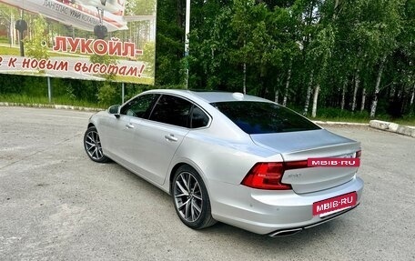 Volvo S90 II рестайлинг, 2017 год, 2 600 000 рублей, 9 фотография
