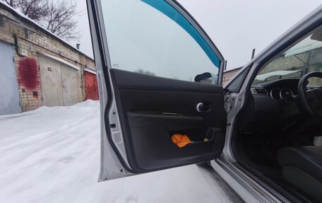 Nissan Tiida, 2010 год, 580 000 рублей, 7 фотография