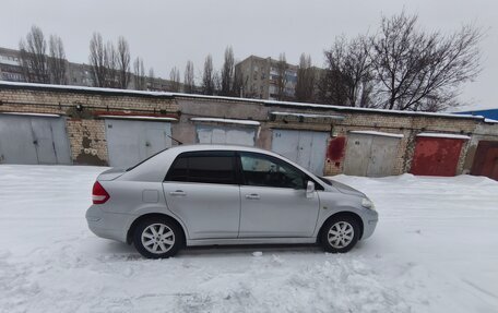 Nissan Tiida, 2010 год, 580 000 рублей, 2 фотография