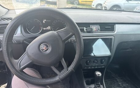 Skoda Rapid I, 2015 год, 899 000 рублей, 10 фотография