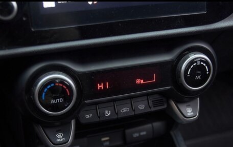 KIA Rio IV, 2021 год, 1 650 000 рублей, 9 фотография