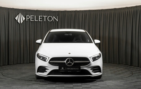 Mercedes-Benz A-Класс, 2019 год, 2 990 000 рублей, 3 фотография