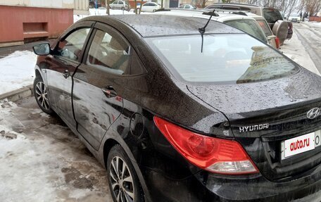 Hyundai Solaris II рестайлинг, 2012 год, 800 000 рублей, 3 фотография