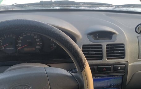 KIA Rio II, 2003 год, 165 000 рублей, 9 фотография