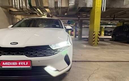 KIA K5, 2020 год, 1 800 000 рублей, 2 фотография