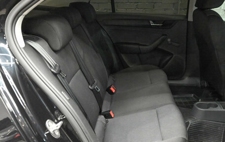 Skoda Rapid I, 2018 год, 1 300 000 рублей, 10 фотография