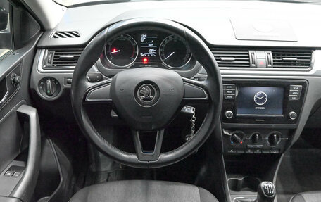 Skoda Rapid I, 2018 год, 1 300 000 рублей, 11 фотография