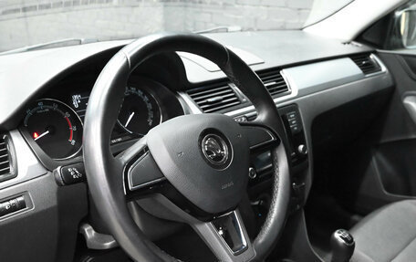 Skoda Rapid I, 2018 год, 1 300 000 рублей, 15 фотография