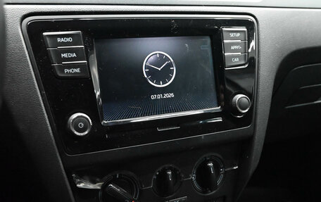 Skoda Rapid I, 2018 год, 1 300 000 рублей, 14 фотография