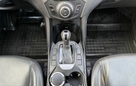 Hyundai Santa Fe III рестайлинг, 2012 год, 1 450 000 рублей, 19 фотография