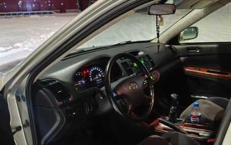 Toyota Camry V40, 2003 год, 750 000 рублей, 16 фотография