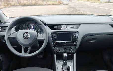 Skoda Octavia, 2018 год, 1 250 000 рублей, 11 фотография