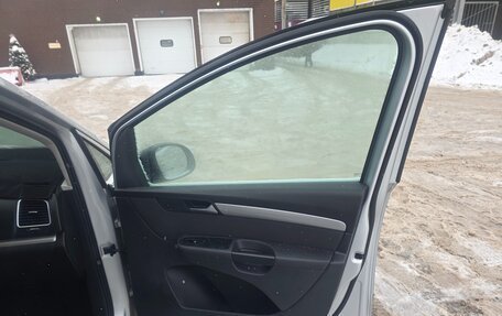 Volkswagen Sharan II, 2012 год, 1 550 000 рублей, 12 фотография