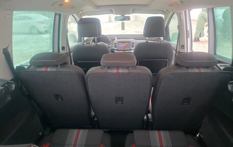 Volkswagen Sharan II, 2012 год, 1 550 000 рублей, 20 фотография