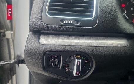 Volkswagen Sharan II, 2012 год, 1 550 000 рублей, 25 фотография