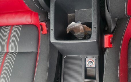 Volkswagen Sharan II, 2012 год, 1 550 000 рублей, 29 фотография