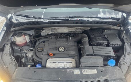 Volkswagen Sharan II, 2012 год, 1 550 000 рублей, 31 фотография