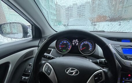Hyundai Elantra V, 2012 год, 990 000 рублей, 10 фотография